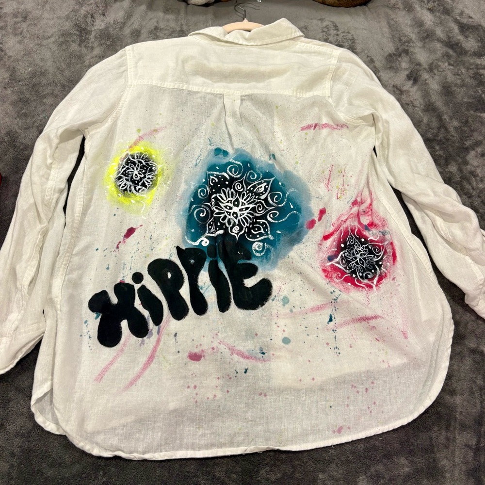 Dash Studio Woman’s Shirt Size S Hand Painted Hippy Colorful Shirt